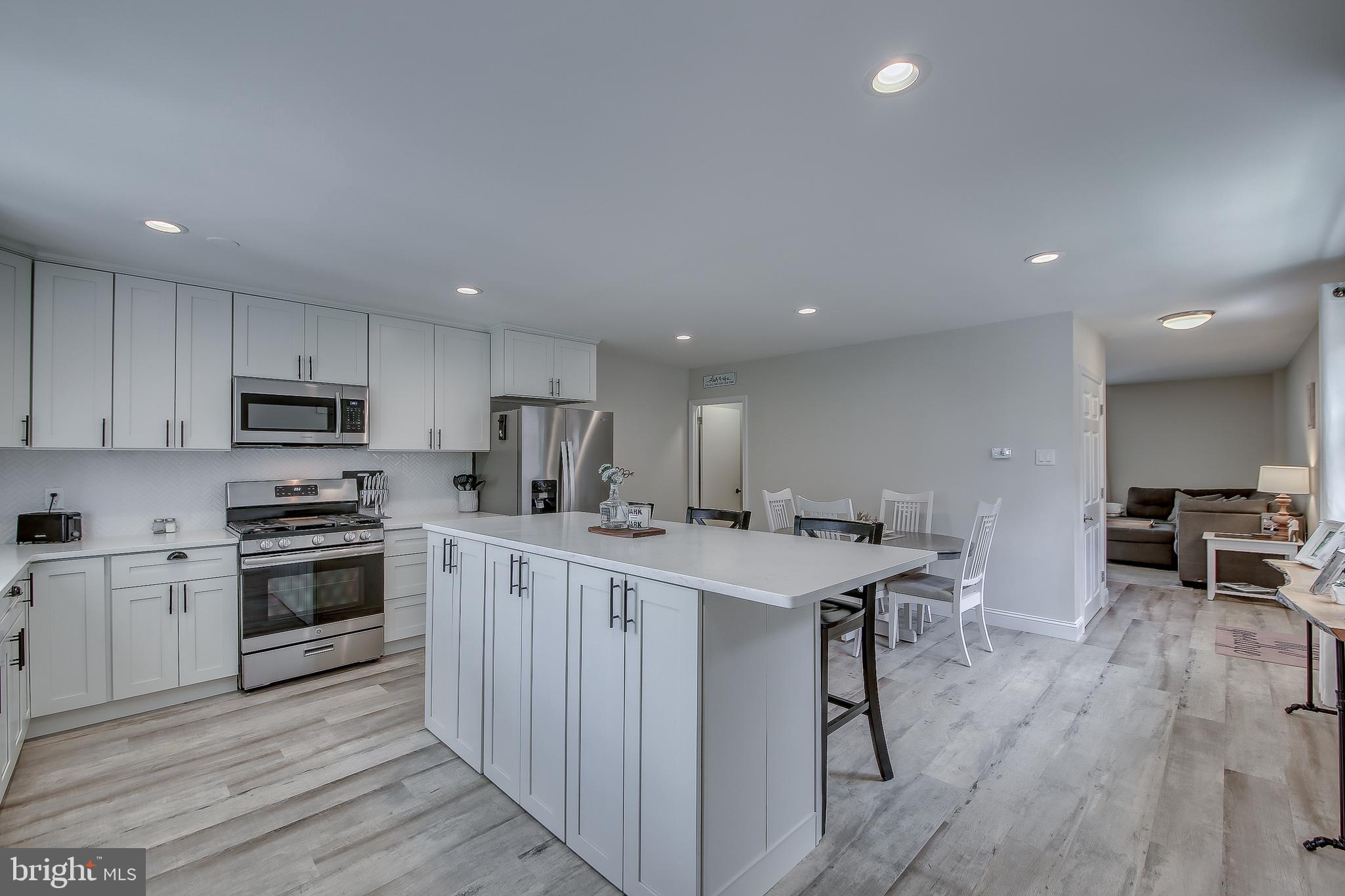 7013 Voight Road Philadelphia, PA 19128 - Photo 7 of 33 Gallery Image 7