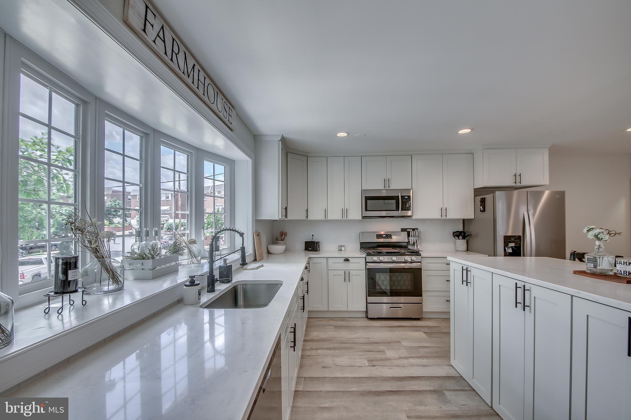 7013 Voight Road Philadelphia, PA 19128 - Photo 8 of 33 Gallery Image 8