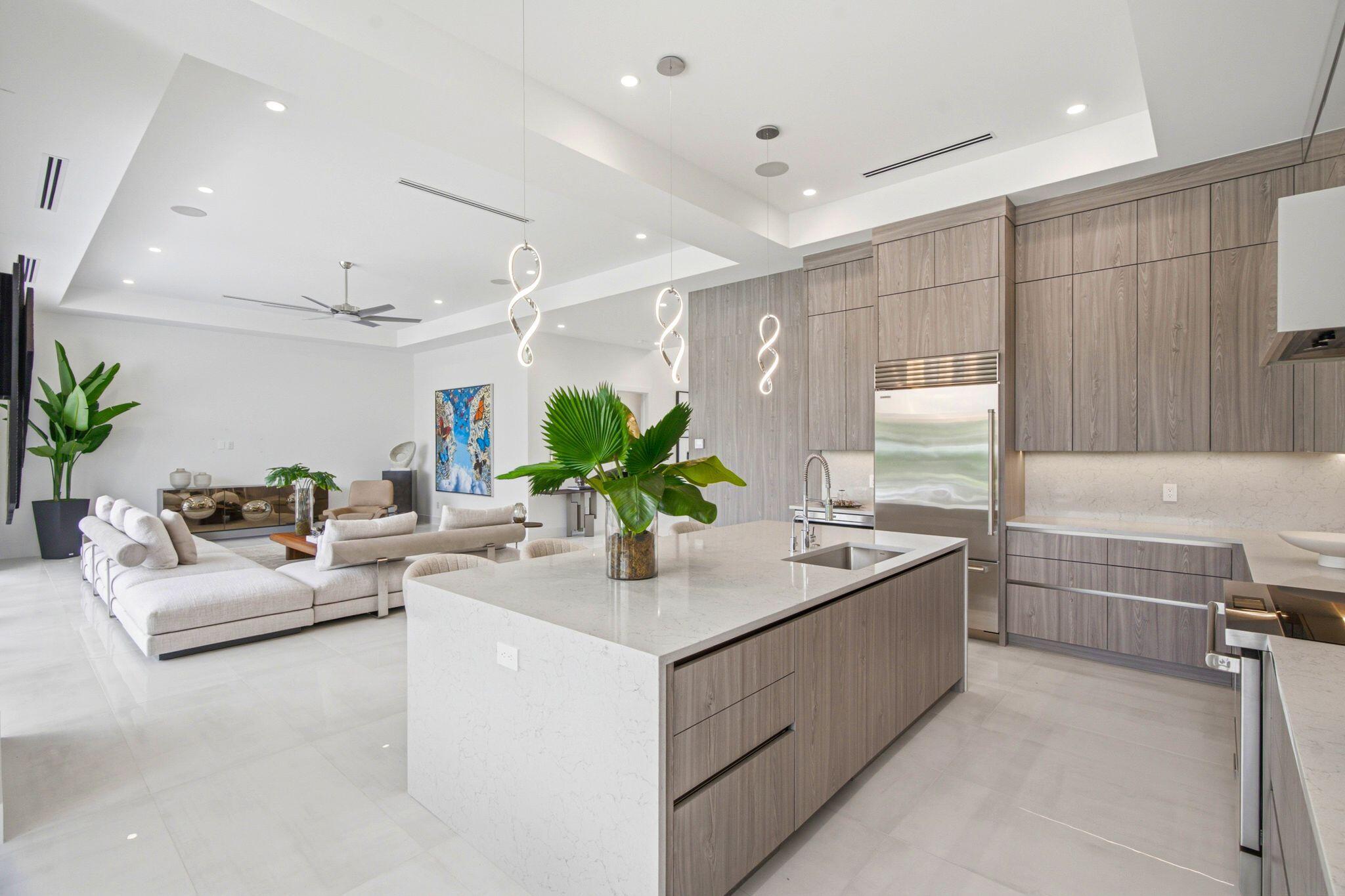 261 Northwest 8th Street Boca Raton, FL 33432 - Photo 15 of 47 261 NW 8th St Boca Raton FL 16