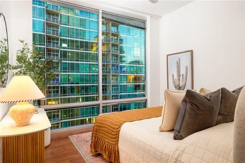 $390,000 | 943 Peachtree Street Northeast, Unit 1413, Atlanta, GA 30309