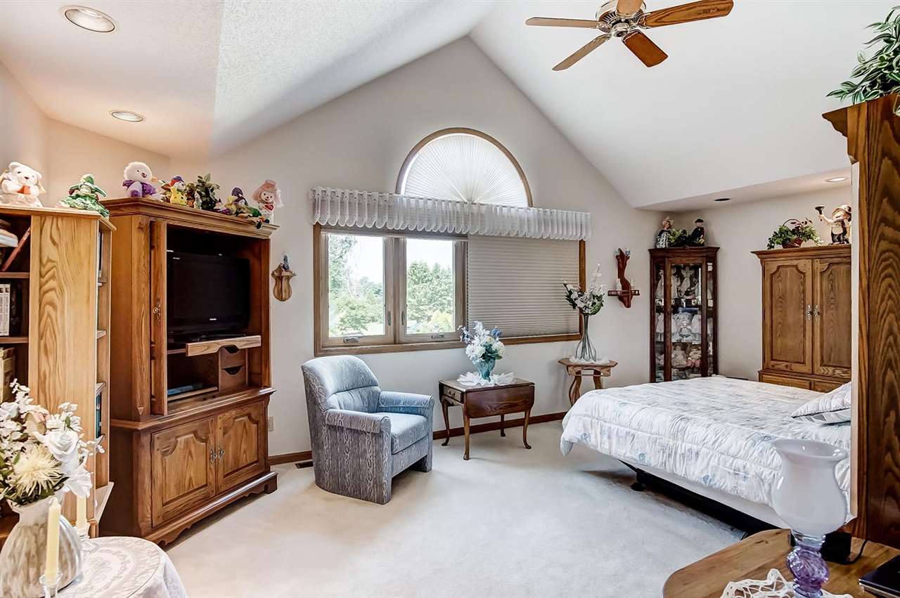 364 East Baseline Road Albion, IN 46701 - Photo 28 of 36 Gallery Image 28