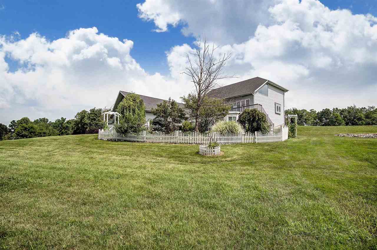 364 East Baseline Road Albion, IN 46701 - Photo 4 of 36 Gallery Image 4