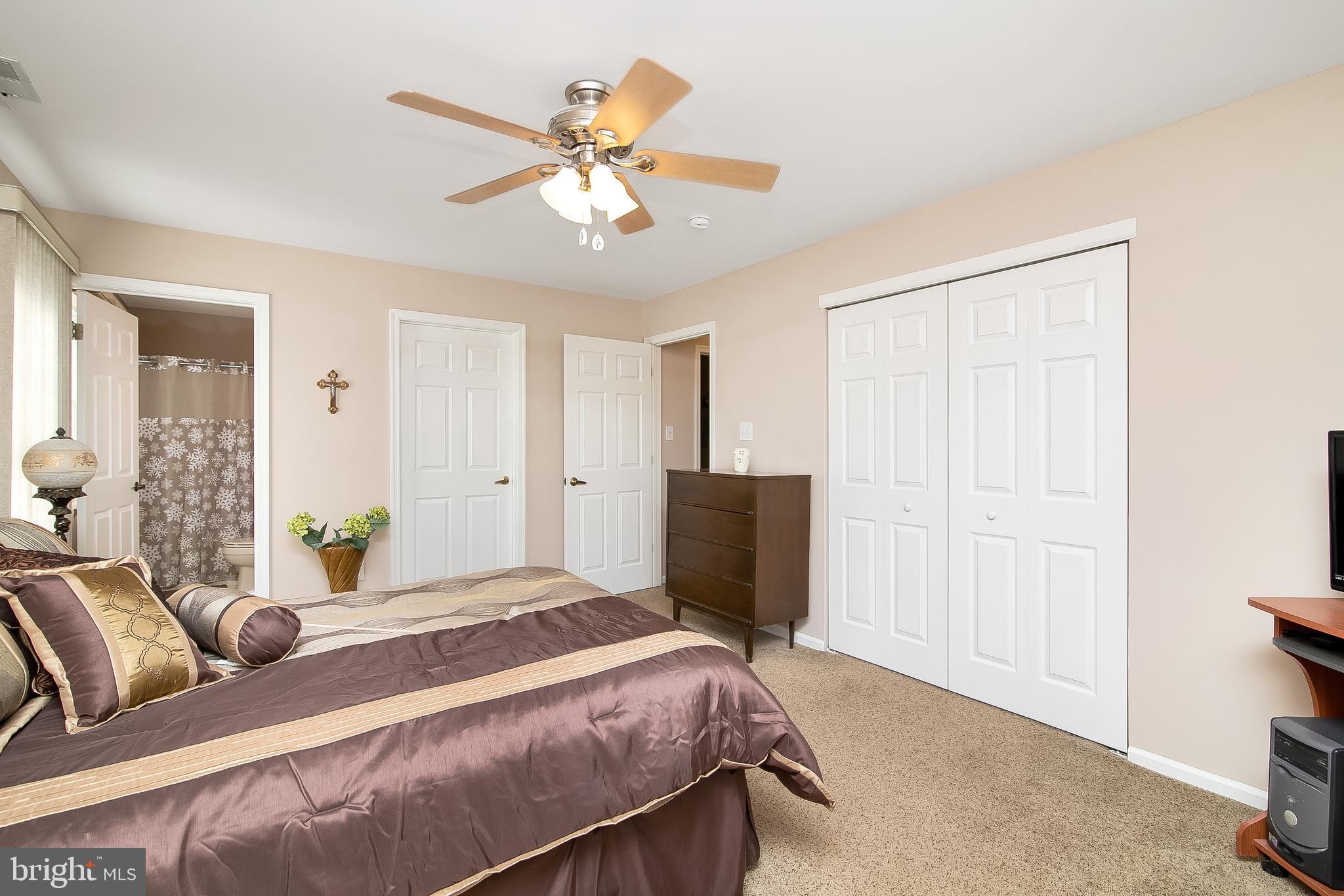 10 Pristine Place Sewell, NJ 08080 - Photo 16 of 32