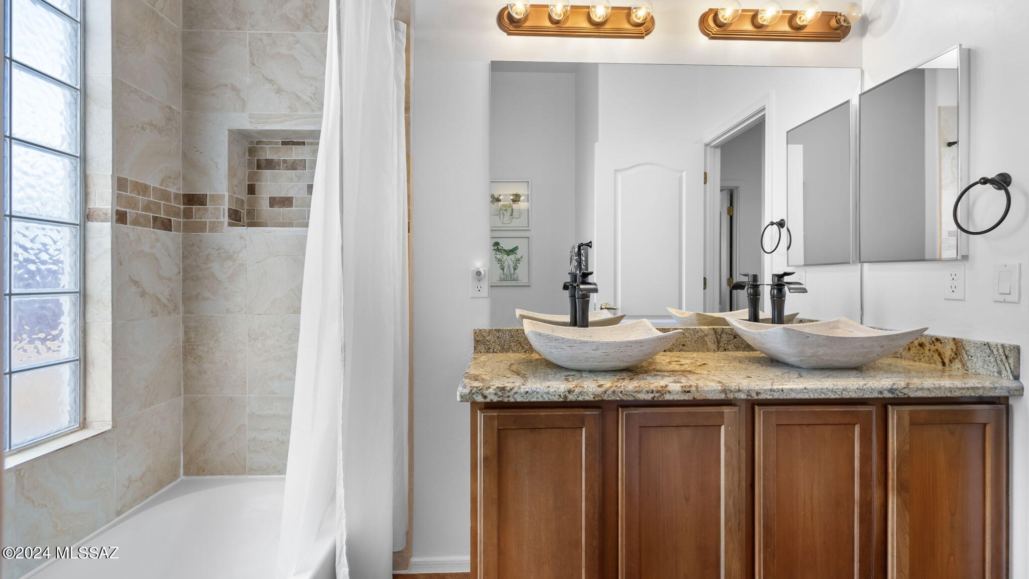 1667 Calle Cabo Rio Rico, AZ 85648 - Photo 15 of 26