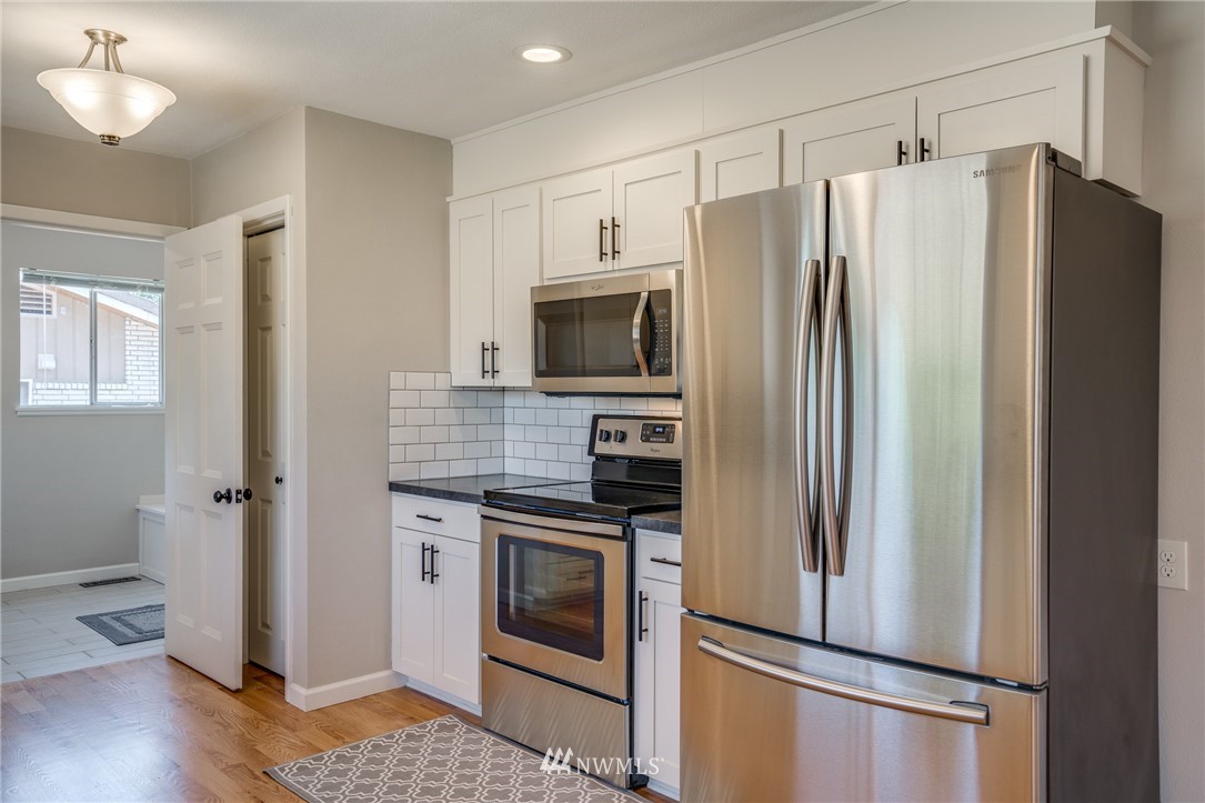 1412 First Street Wenatchee, WA 98801 - Photo 5 of 17 Gallery Image 5