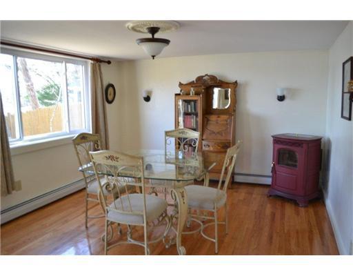2 Aquila Road Raymond, ME 04071 - Photo 3 of 12 Dining Room.