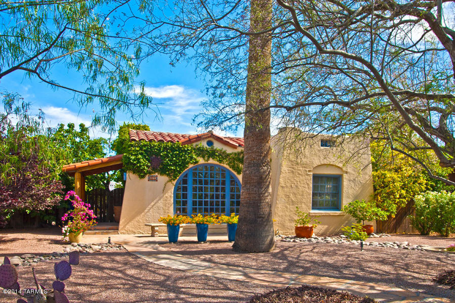 2209 East 3rd Street Tucson, AZ 85719 - Photo 1 of 46