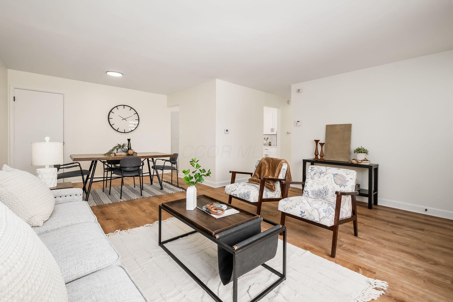 2585 Eakin Road Columbus, OH 43204 - Photo 8 of 43 009_d895_h 2585 Eakin Rd-1018