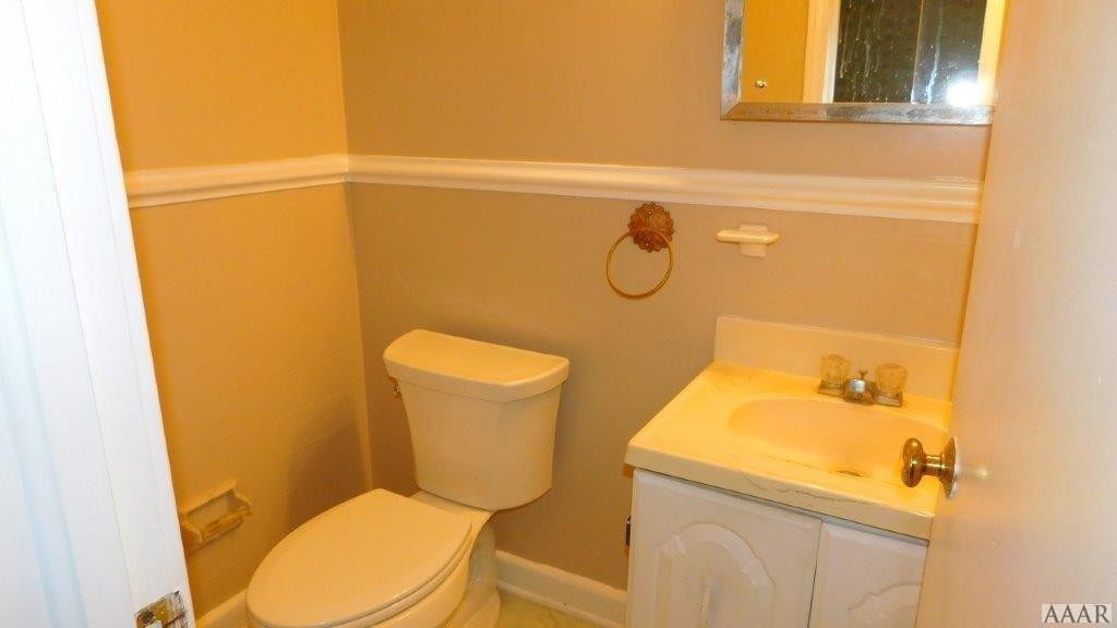 429 Mexico Road Edenton, NC 27932 - Photo 15 of 26 half bath