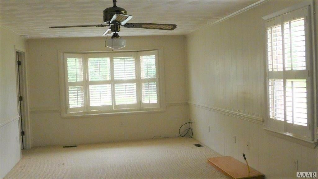 429 Mexico Road Edenton, NC 27932 - Photo 8 of 26 Den is spacious and plenty of natural light