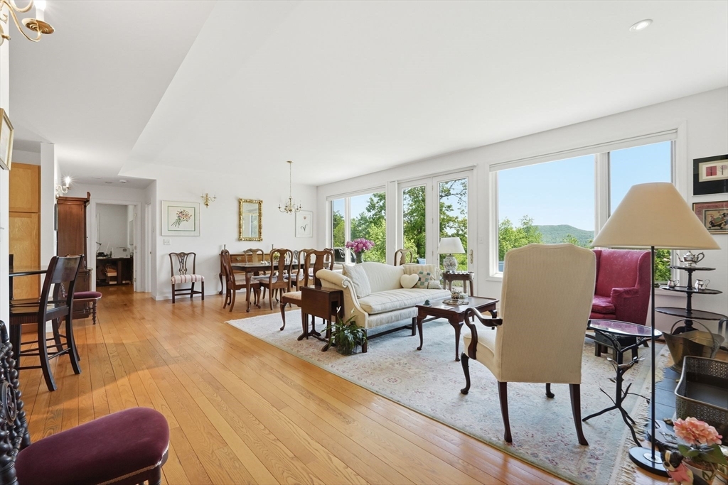 481 Station Road Amherst, MA 01002 - Photo 7 of 42