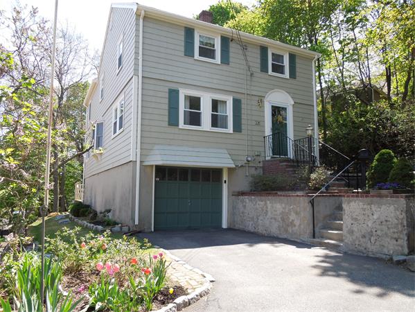 18 Ivy Road Medford, MA 02155 - Photo 1 of 22 Gallery Image 1