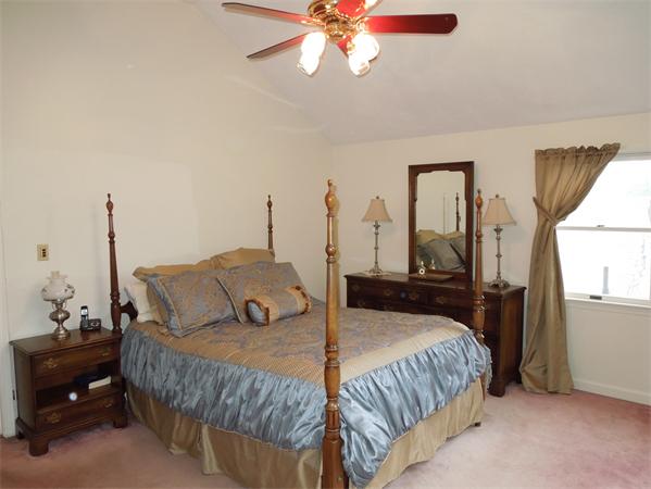 18 Ivy Road Medford, MA 02155 - Photo 10 of 22 Gallery Image 10