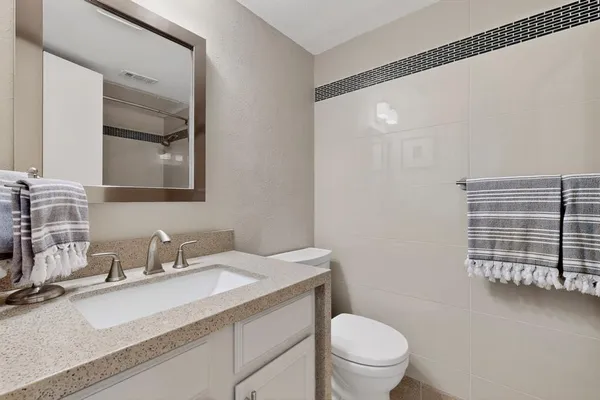 $239,000 | 2535 Wedglea Drive, Unit 114, Dallas, TX 75211