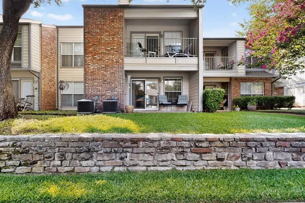 $239,000 | 2535 Wedglea Drive, Unit 114, Dallas, TX 75211