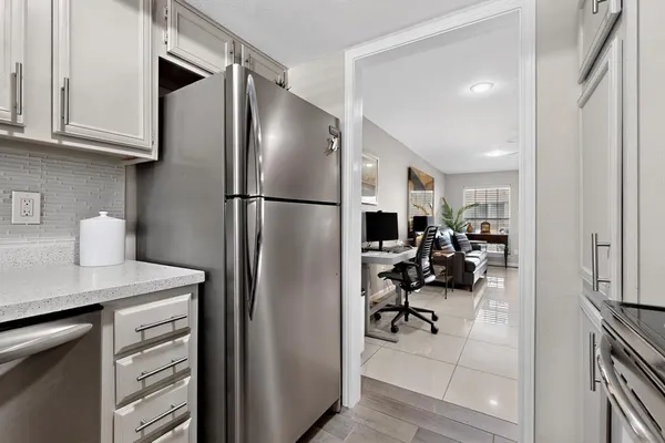 $239,000 | 2535 Wedglea Drive, Unit 114, Dallas, TX 75211