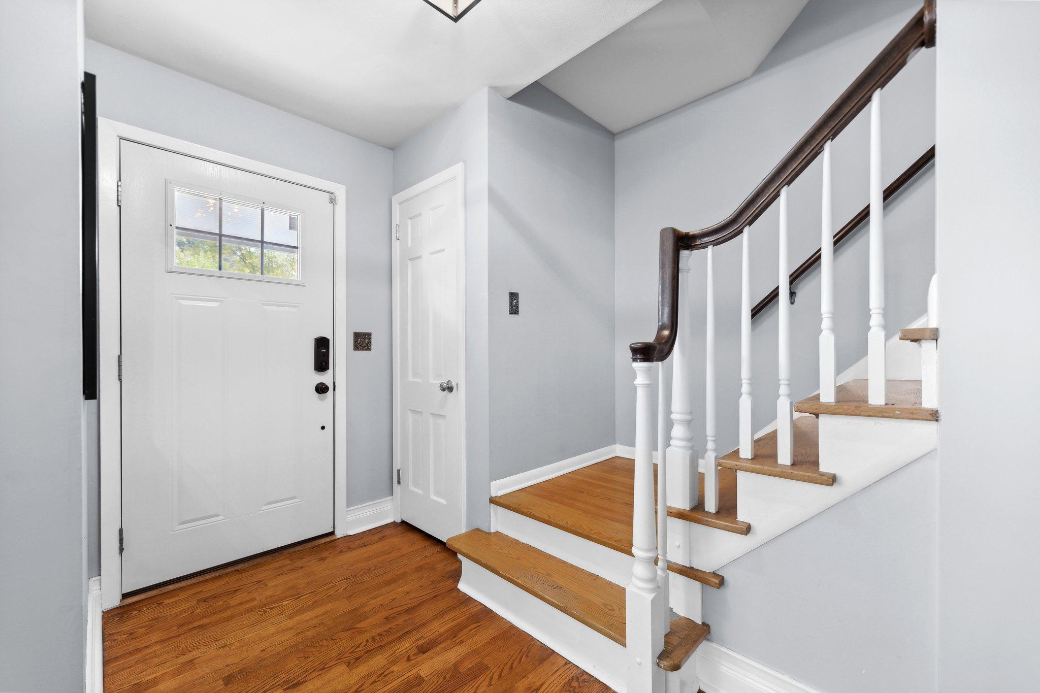 4520 Tower Street Edina, MN 55424 - Photo 5 of 80