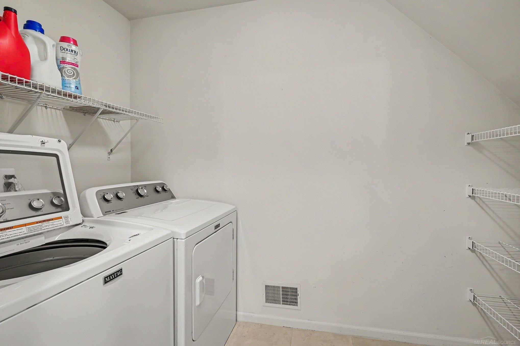 45658 Rathmore Drive Macomb, MI 48044 - Photo 16 of 27