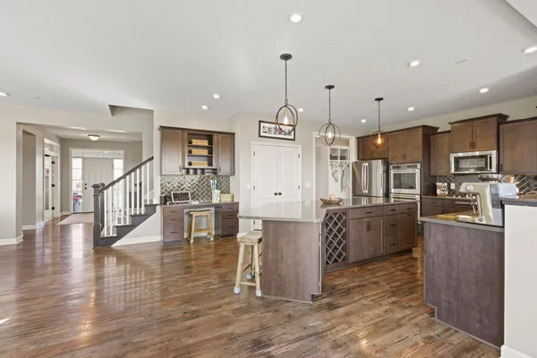 $685,000 | 4377 Parkview Circle, Anoka, MN 55303