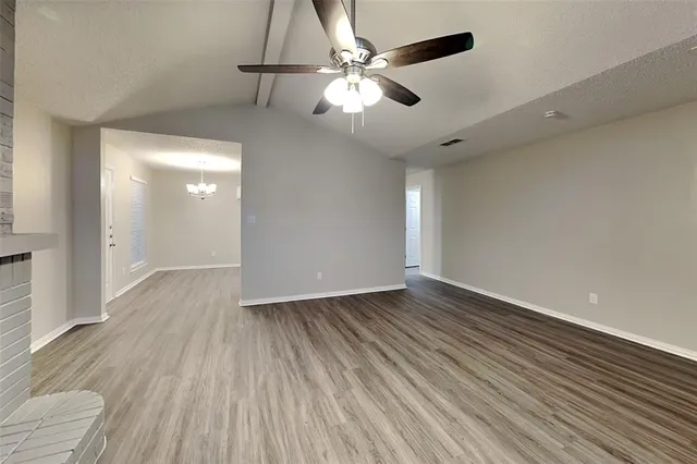 $1,950 | 1105 Stone Creek Drive, Mansfield, TX 76063