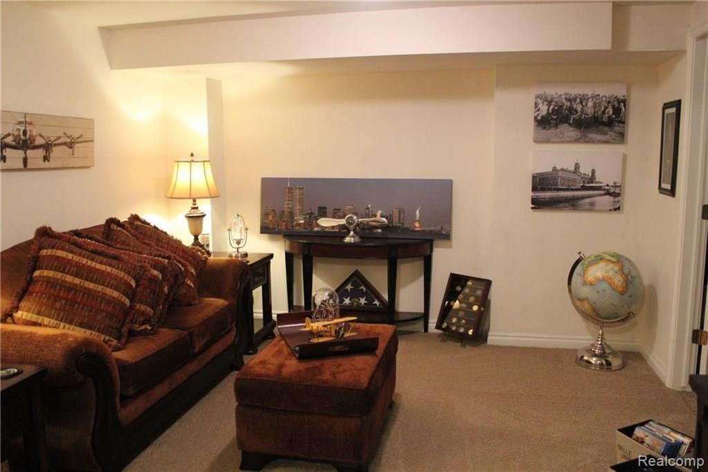 45681 North Stonewood Road, Unit 59 Canton, MI 48187 - Photo 42 of 63