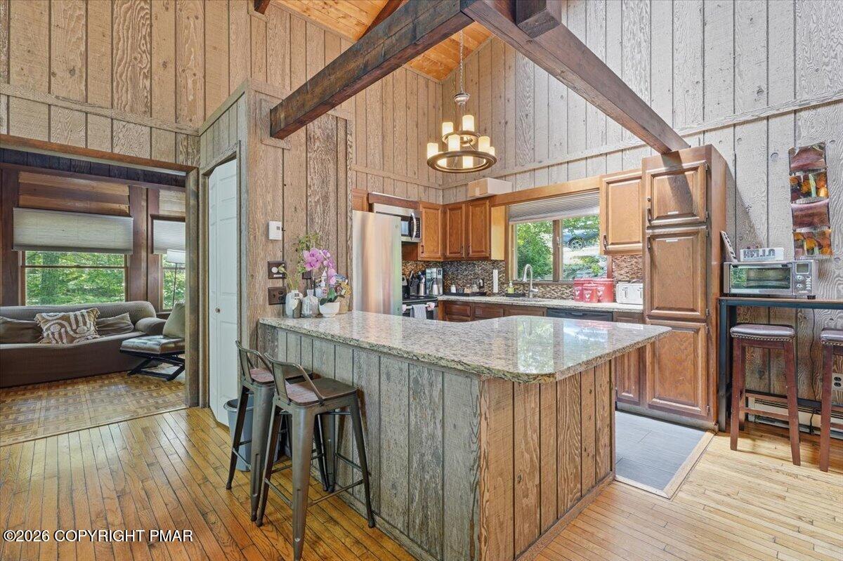 1076 Porter Drive Bushkill, PA 18324 - Photo 16 of 82 20-015_DSC00551