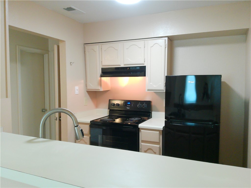 6702 Everhart Road, Unit 106C Corpus Christi, TX 78413 - Photo 5 of 15