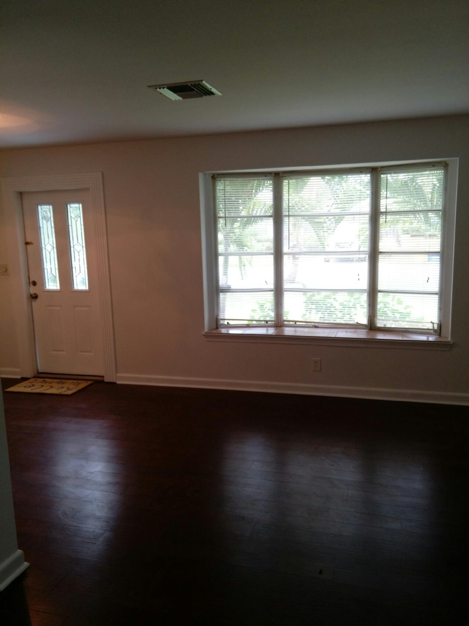 337 Glenn Road West Palm Beach, FL 33405 - Photo 5 of 19 IMG_20150630_1029451_rewind
