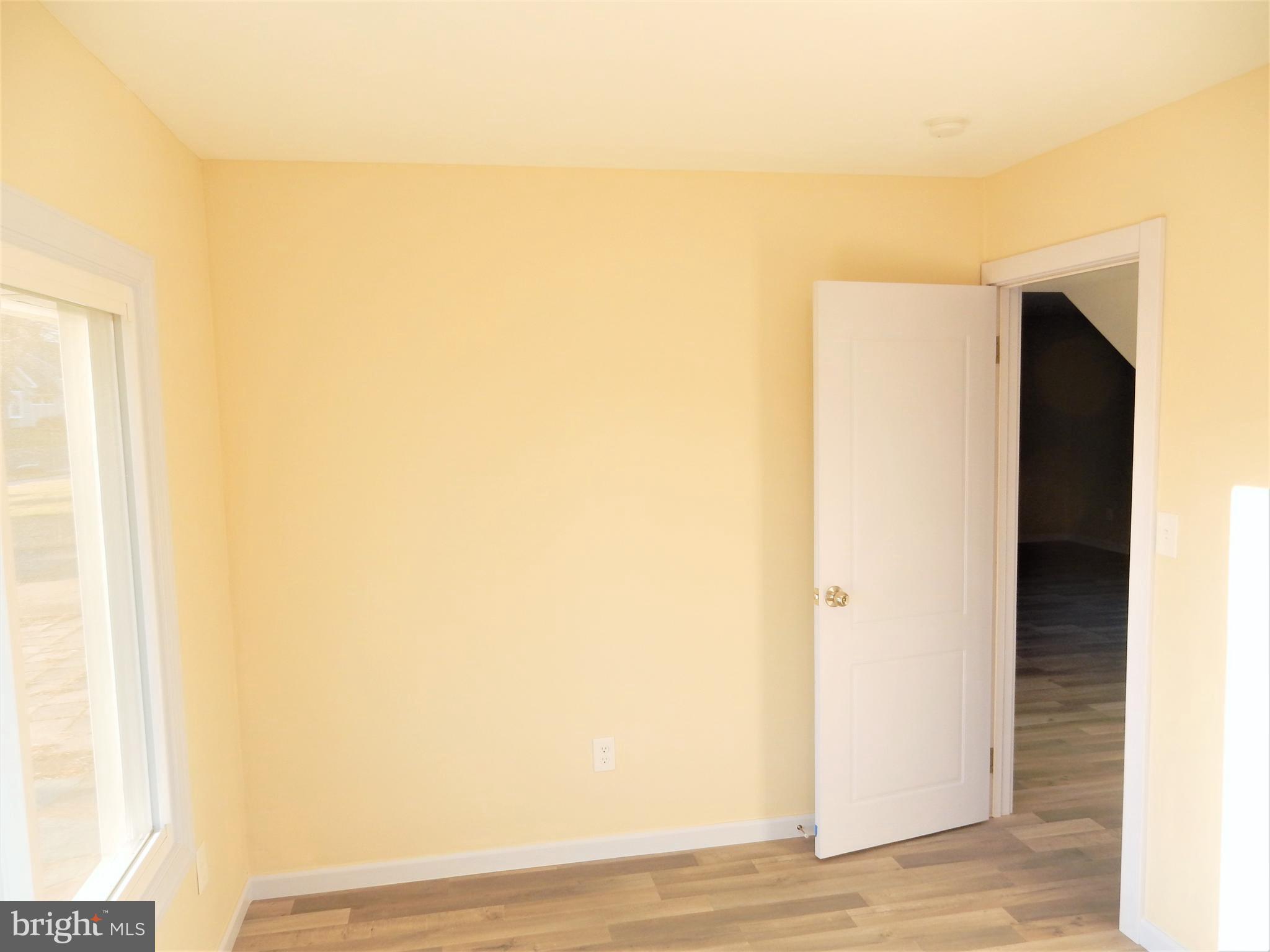 46 Grapevine Road Levittown, PA 19057 - Photo 22 of 43