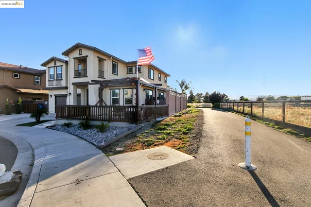 $735,000 | 536 Aster Street, Vacaville, CA 95688