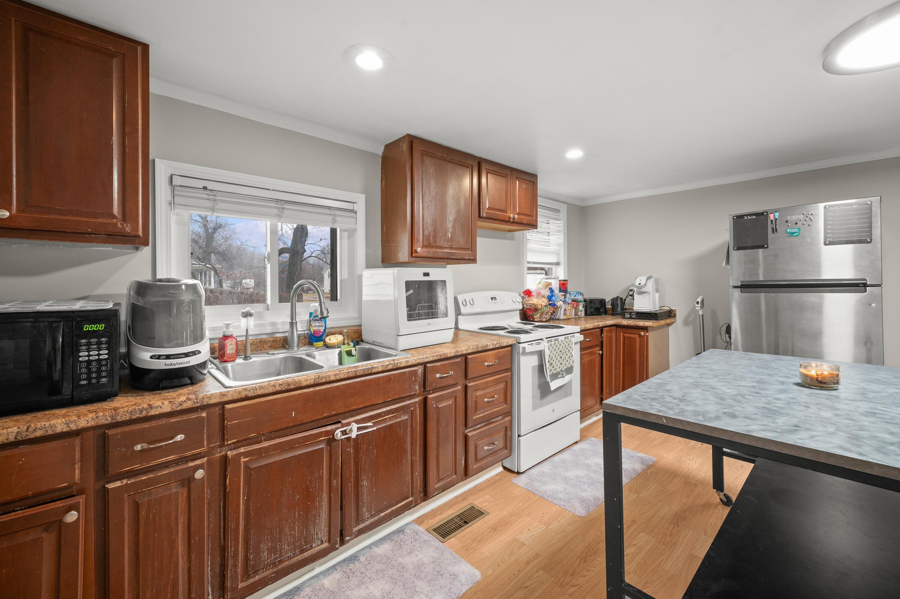 460 Green Street Constantine, MI 49042 - Photo 12 of 42 Kitchen