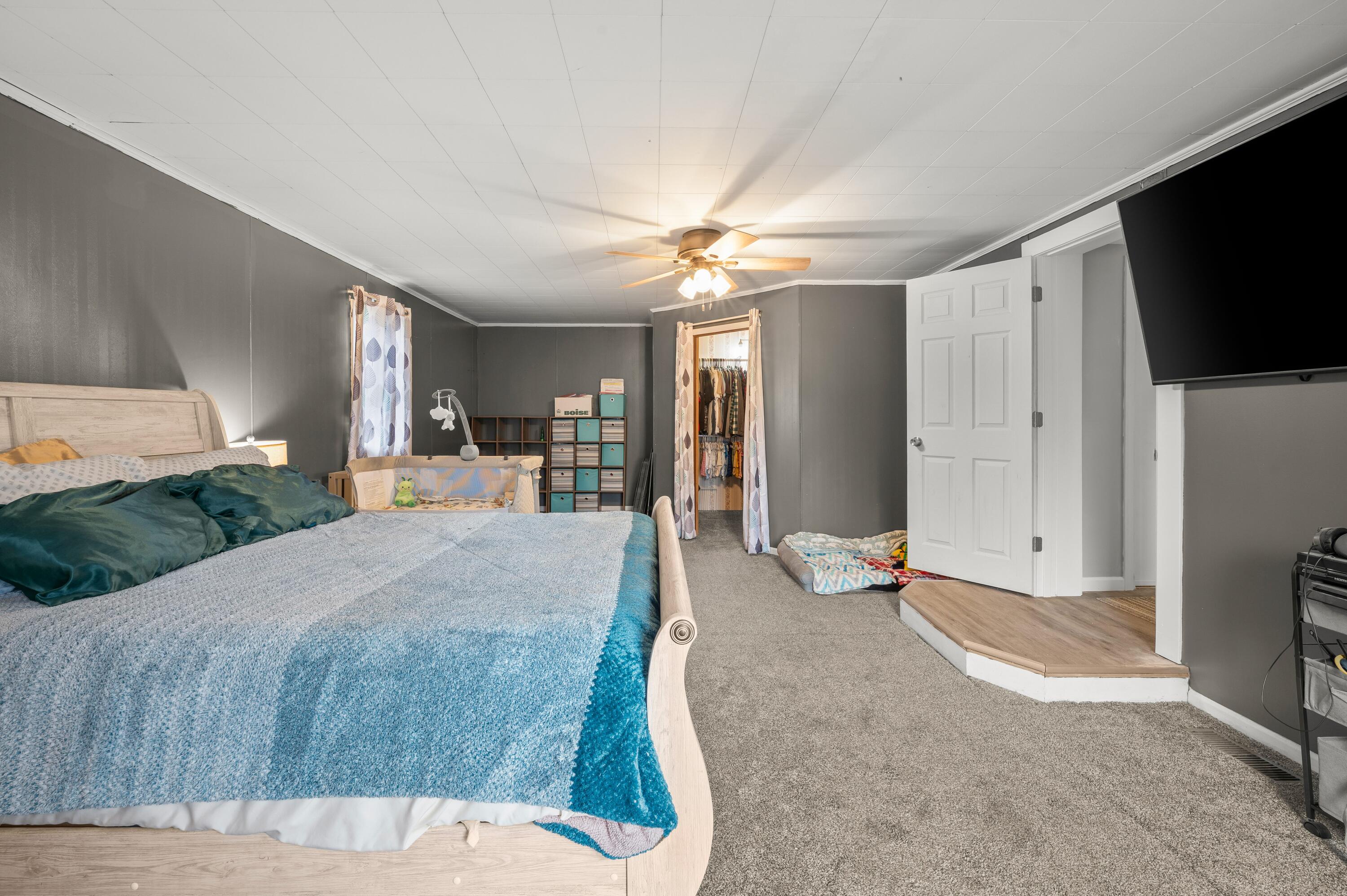 460 Green Street Constantine, MI 49042 - Photo 26 of 42 Primary Bedroom