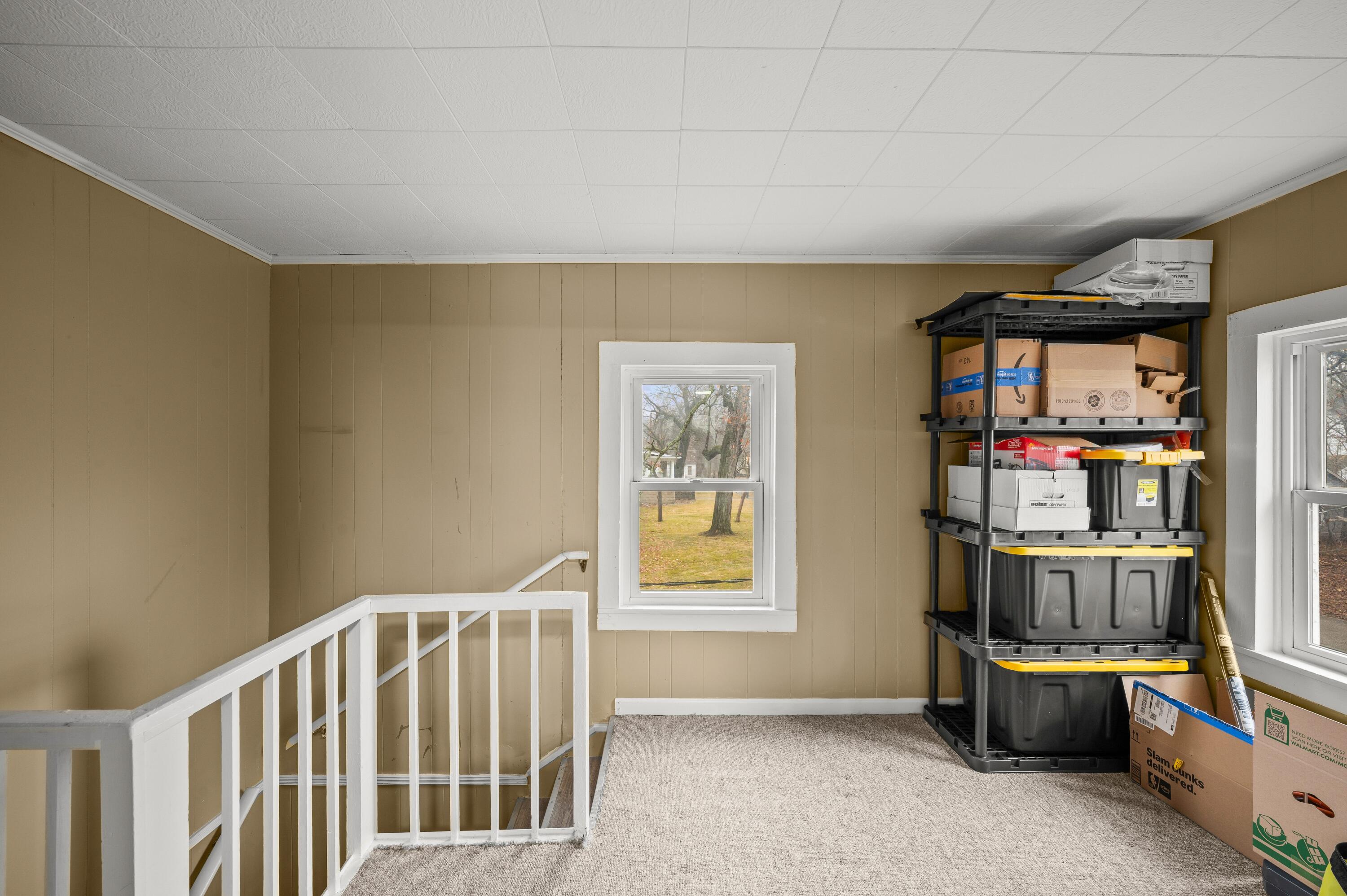 460 Green Street Constantine, MI 49042 - Photo 32 of 42 Upstairs Foyer