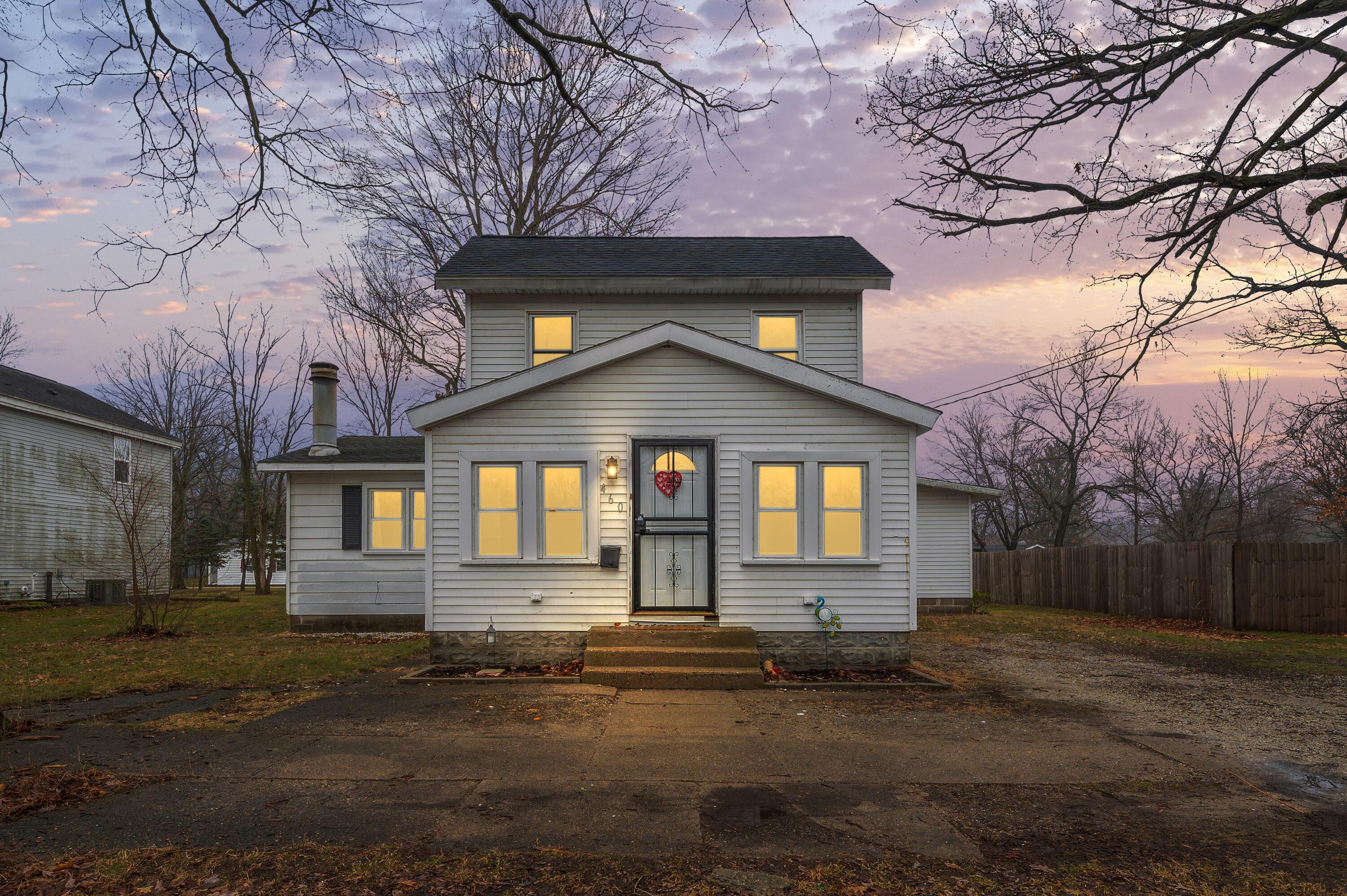 460 Green Street Constantine, MI 49042 - Photo 39 of 42 Front of House