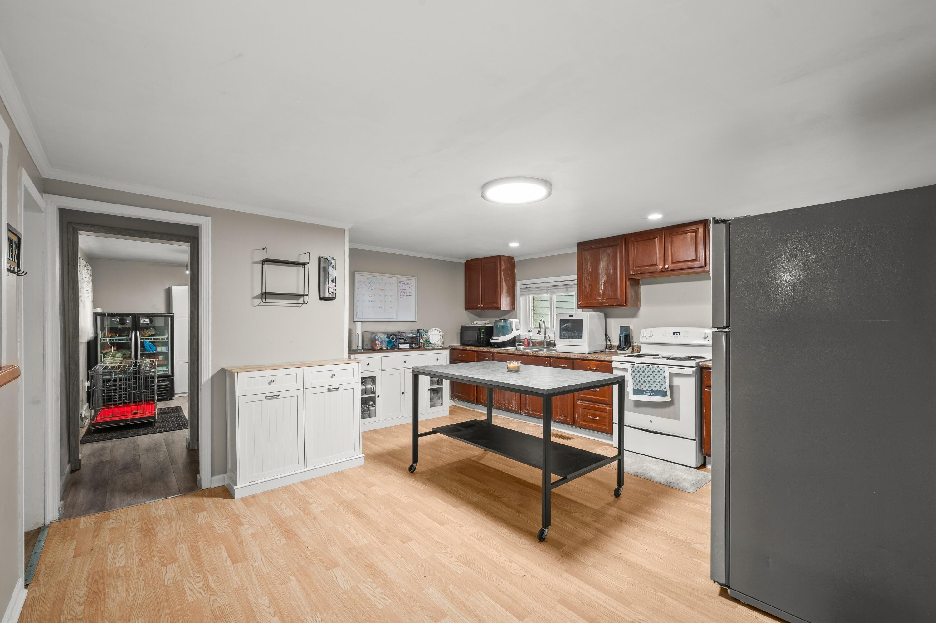 460 Green Street Constantine, MI 49042 - Photo 9 of 42 Kitchen