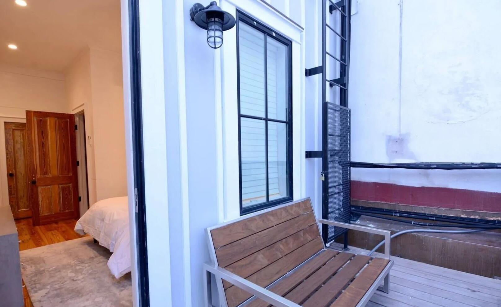 258 King Street, Unit B Charleston, SC 29401 - Photo 10 of 15 ad8490119be2aed18bb97d85b6b7d902l-m21602