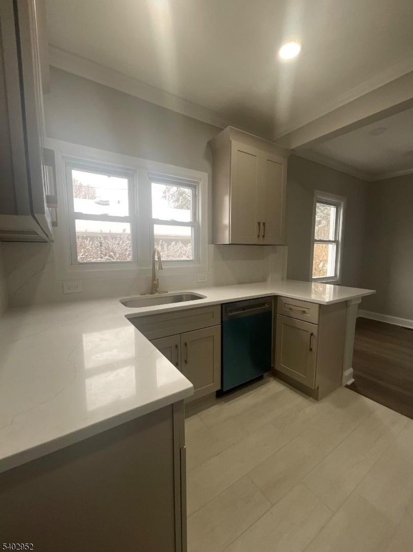 141 Linden Street Bridgewater, NJ 08807 - Photo 7 of 29