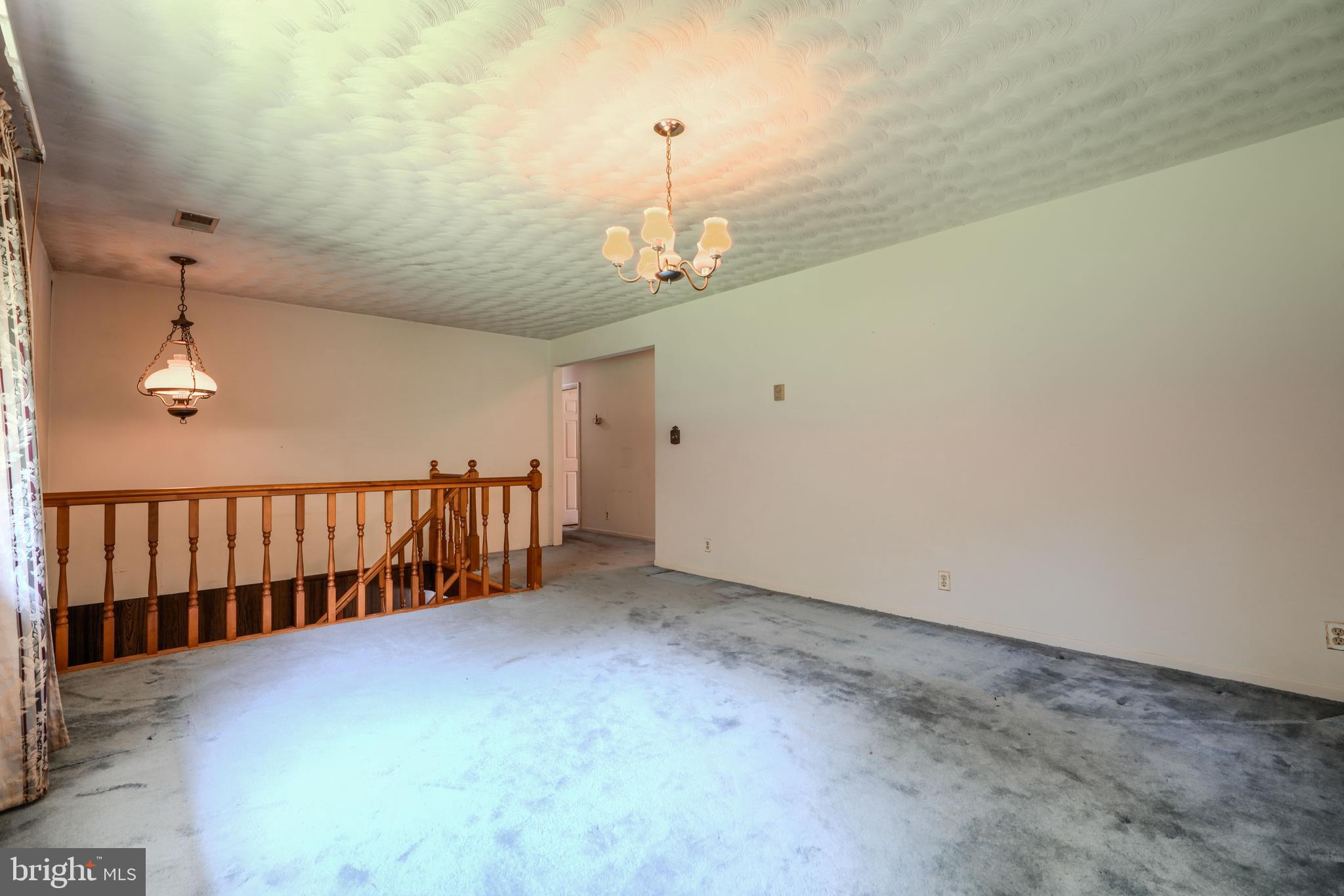 3743 Schroeder Avenue Perry Hall, MD 21128 - Photo 18 of 60 Living Room