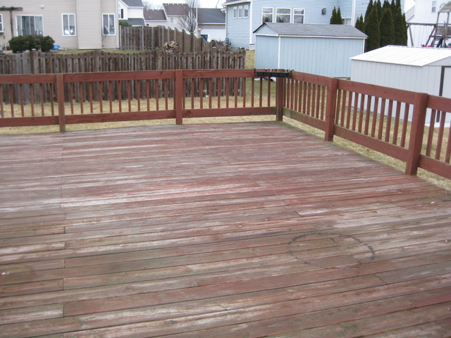 135 Treehouse Road Matteson, IL 60443 - Photo 19 of 21 a view of a balcony with wooden floor