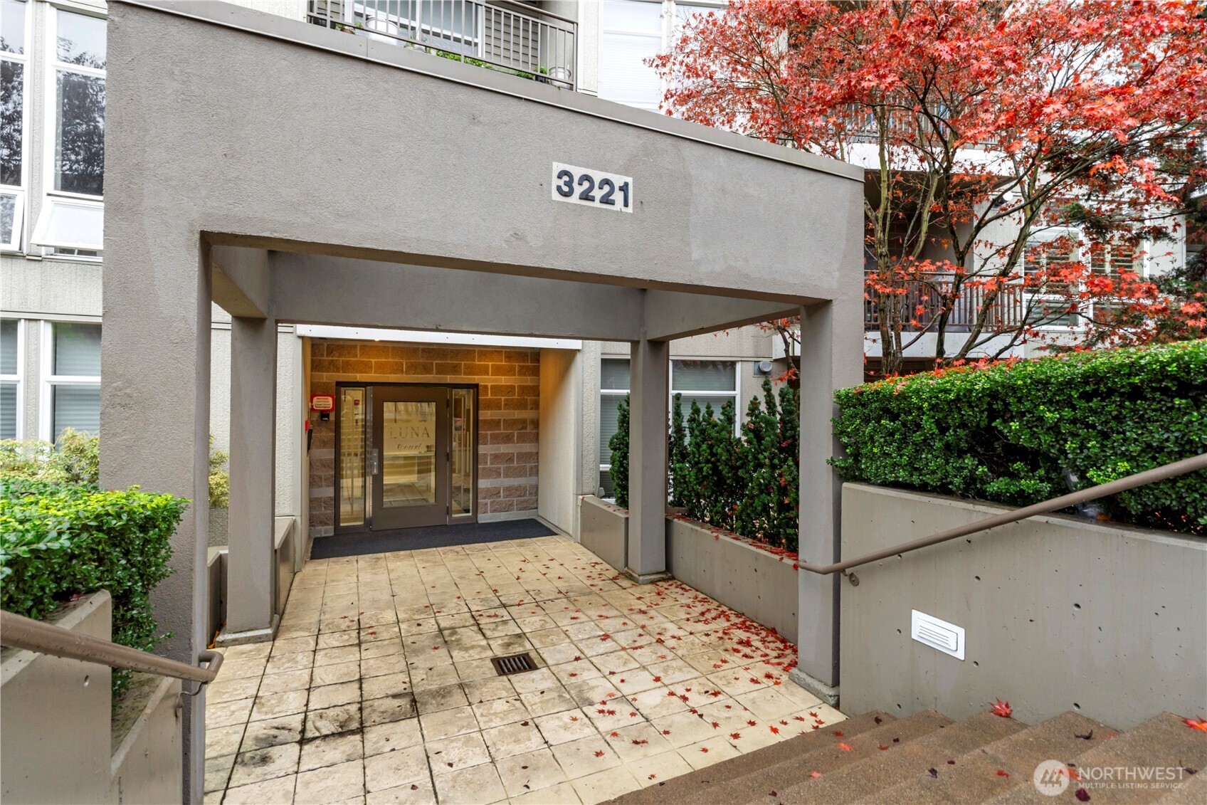 3221 Southwest Avalon Way, Unit 413 Seattle, WA 98126 - Photo 28 of 31