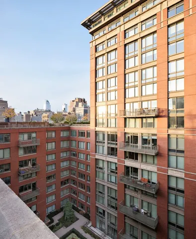 $5,800 | 60 West 23rd Street, Unit 718 | Flatiron