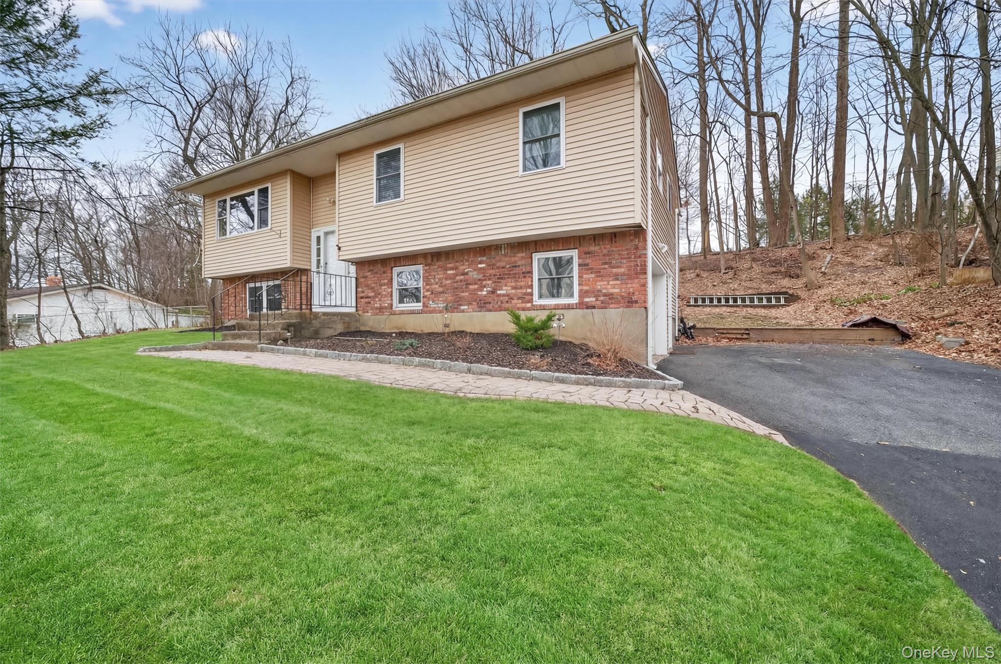 28 Olympus Road Highland Mills, NY 10930 - Photo 5 of 31