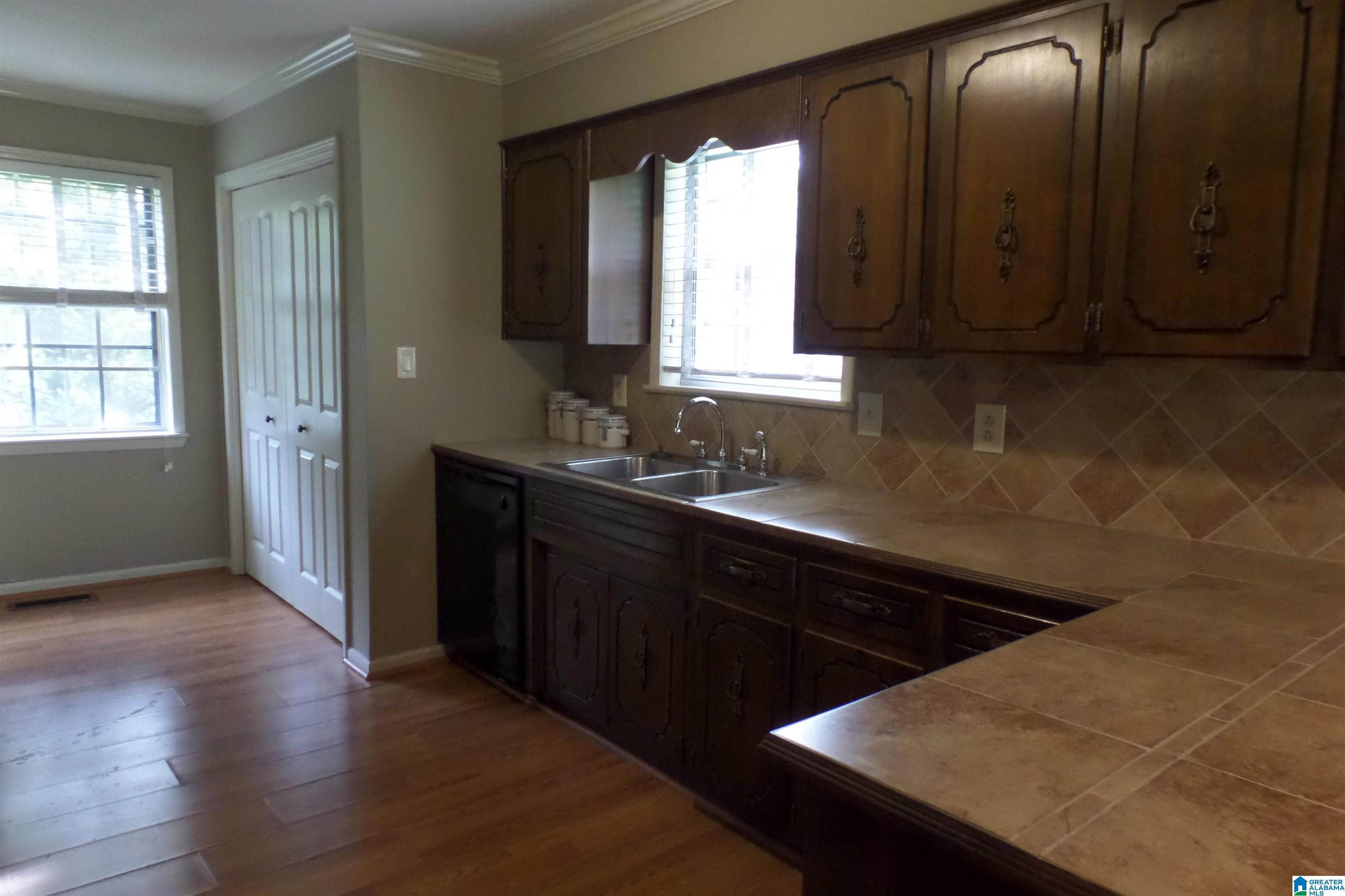 537 Pineywood Road Gardendale, AL 35071 - Photo 15 of 37
