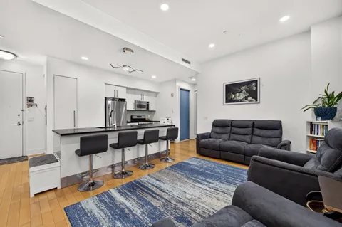 $495,000 | 4 Beacon Way, Unit 414, Jersey City, NJ 07304