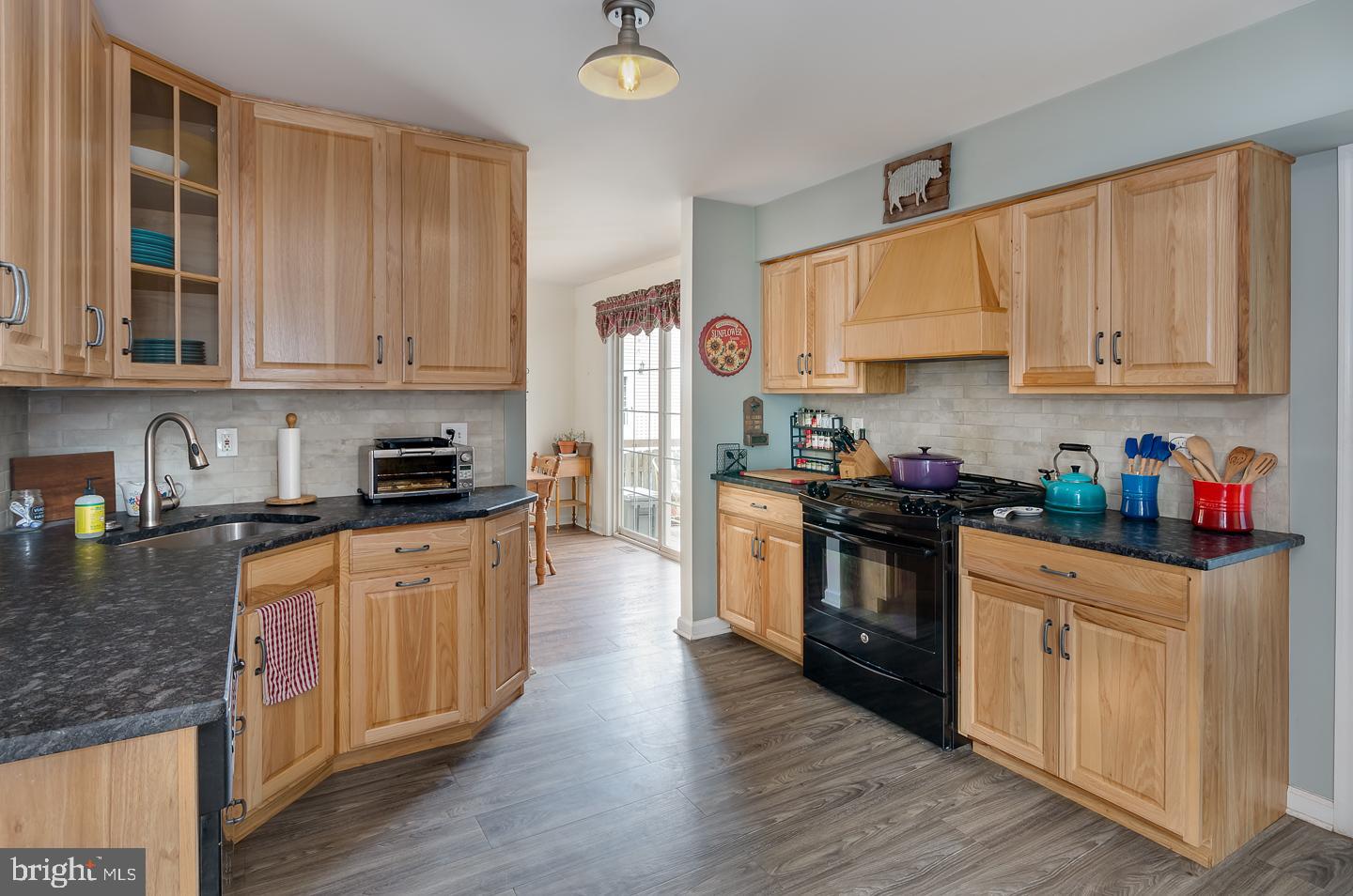 5 Lejune Road Cinnaminson, NJ 08077 - Photo 8 of 24 Kitchen