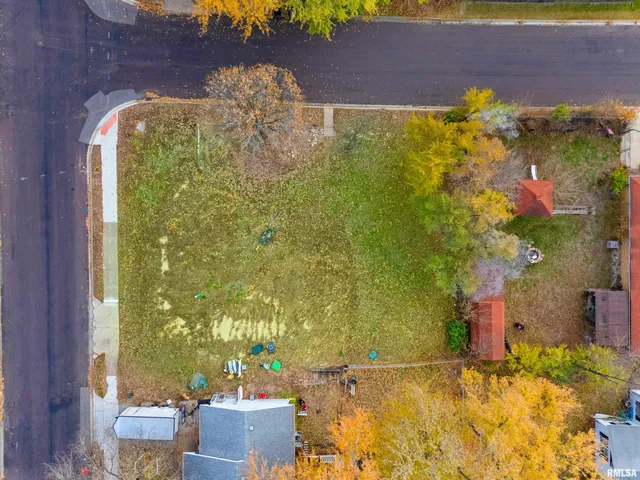 $13,500 | 301 Parkway Lane, Pekin, IL 61554