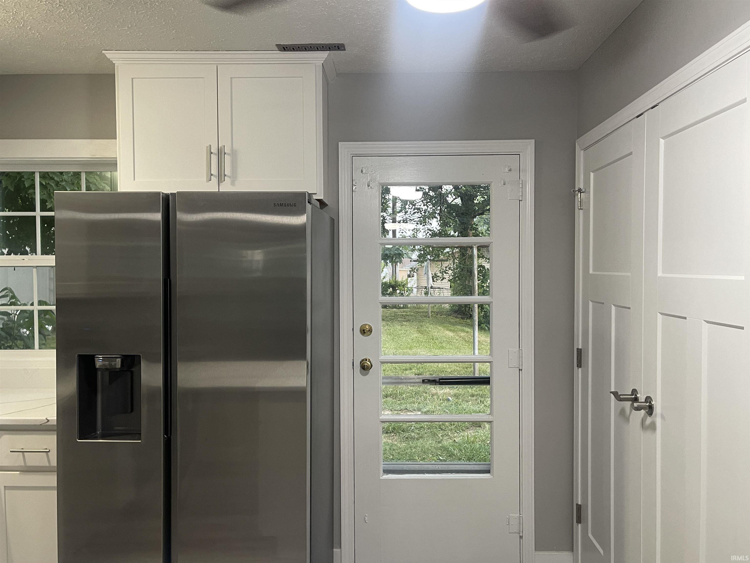 712 Bryan Road Evansville, IN 47710 - Photo 5 of 15 Gallery Image 5