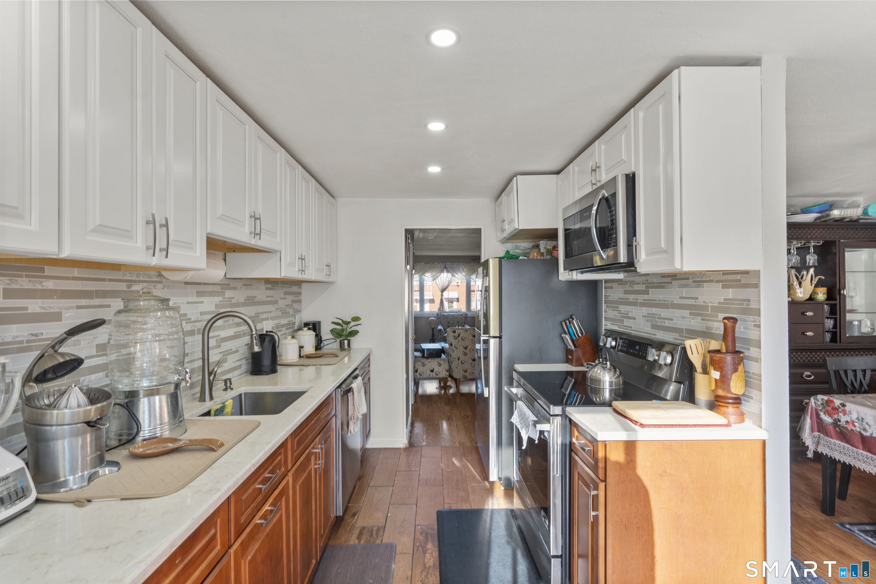 7 Barnstable Lane Stamford, CT 06907 - Photo 17 of 36