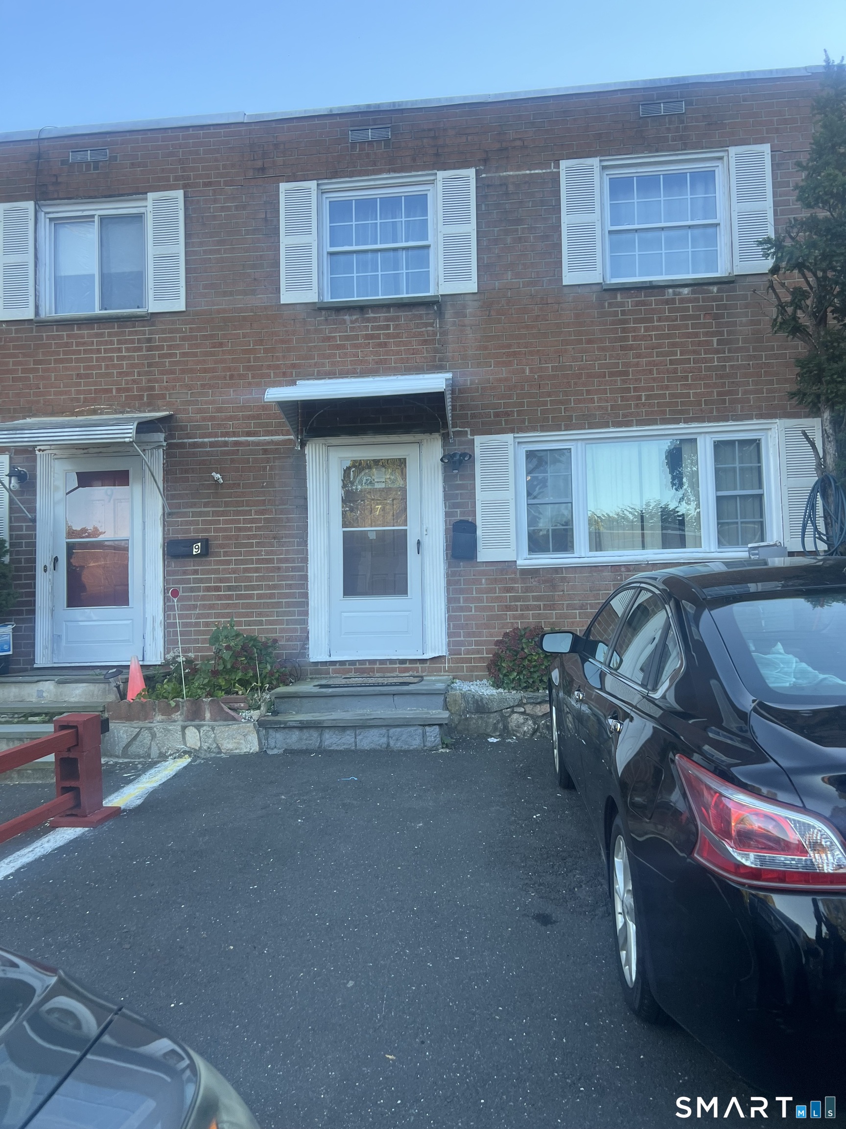 7 Barnstable Lane Stamford, CT 06907 - Photo 19 of 36