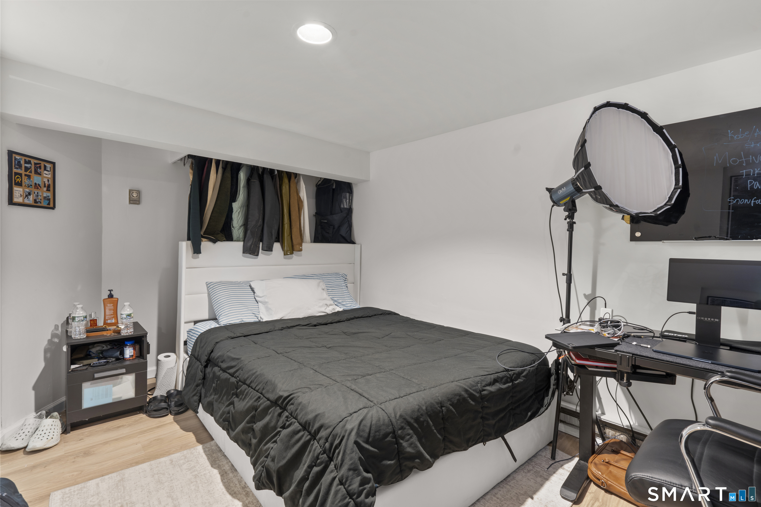 7 Barnstable Lane Stamford, CT 06907 - Photo 2 of 36